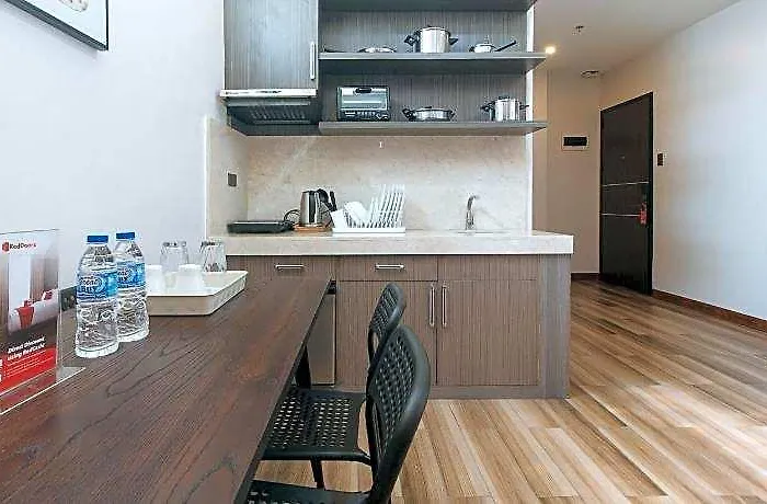 Reddoorz @ Bez Tower And Residences San Juan ホテル *