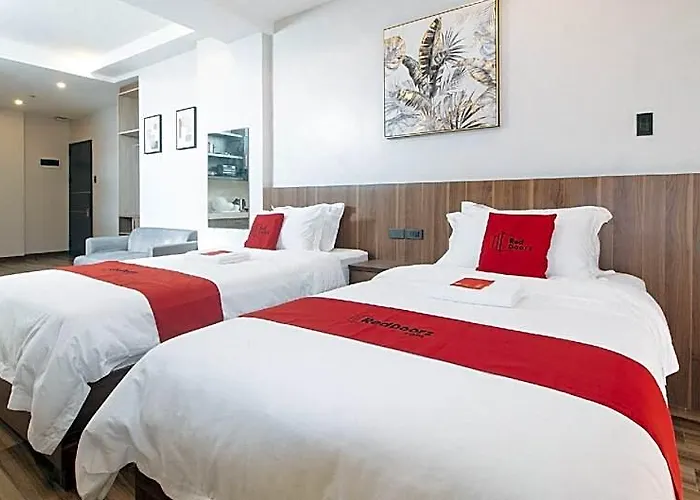 ホテル Reddoorz @ Bez Tower And Residences San Juan マニラ市